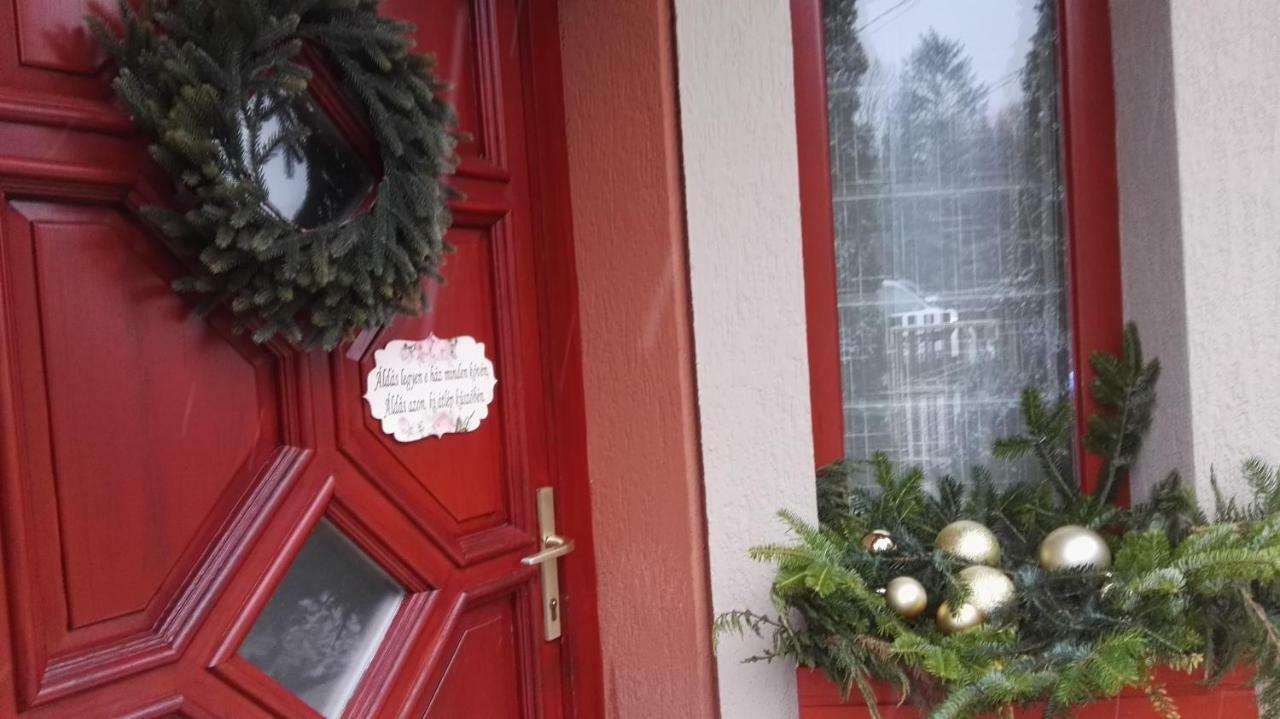 Nyirjes Vendégház Balassagyarmat Exterior foto