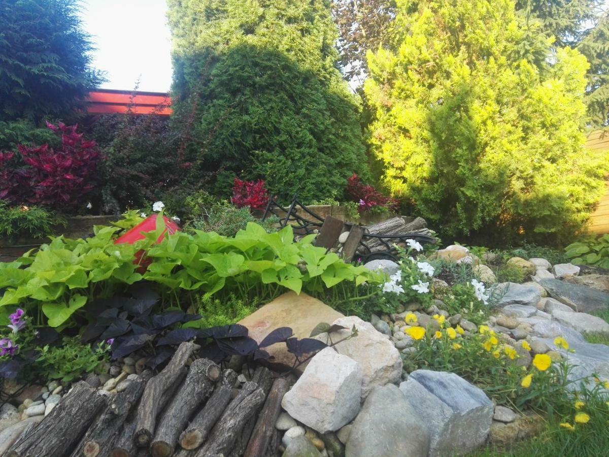 Nyirjes Vendégház Balassagyarmat Exterior foto